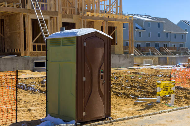 Portable Toilet Options We Offer in Thermal, CA